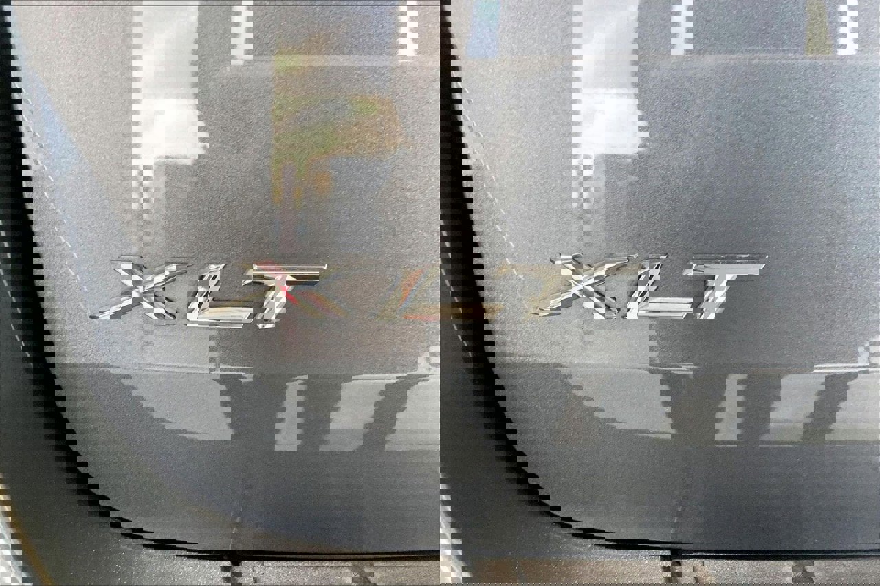 Certified 2024 Ford Explorer XLT w/ Equipment Group 202A image 31