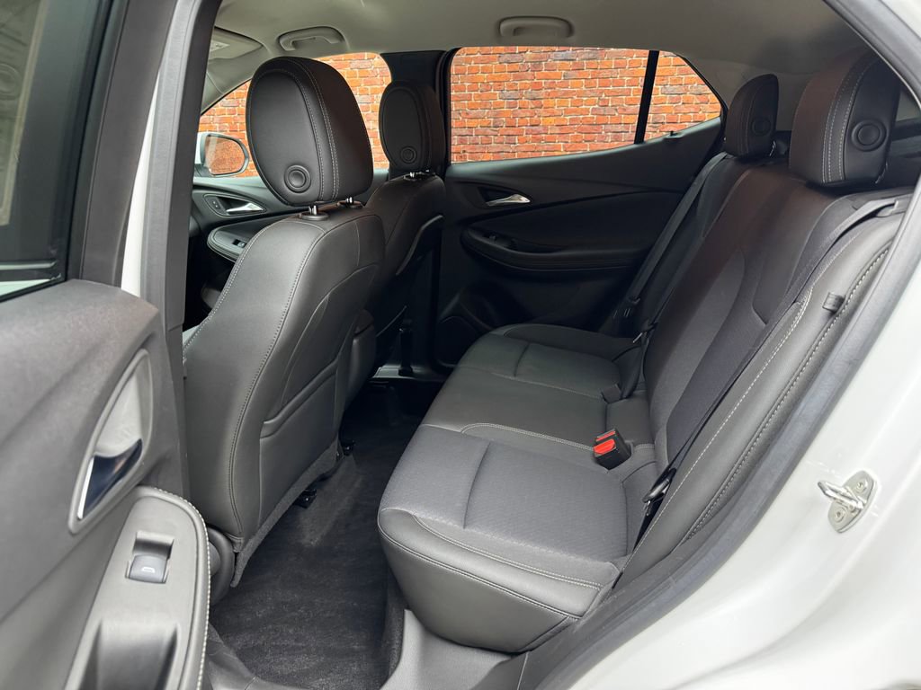 Used 2023 Buick Encore GX Preferred FWD image 21