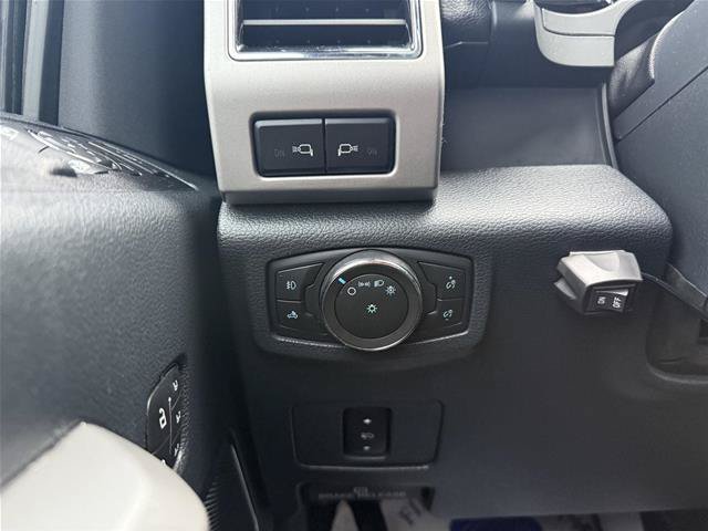 Certified 2022 Ford F350 Lariat AWD/4WD image 10