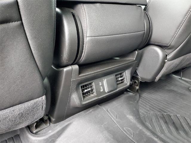 Used 2023 Chevrolet Silverado 1500 LT image 26