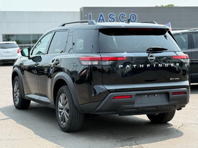 Used 2022 Nissan Pathfinder SV image 6