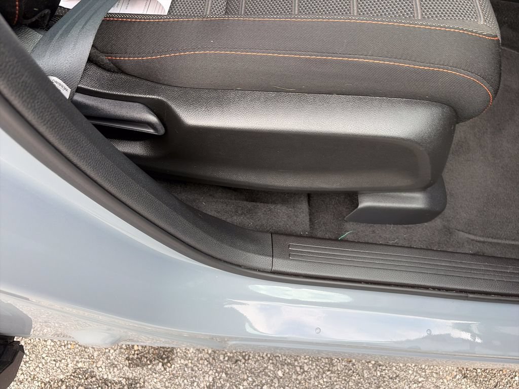 Used 2025 Honda CR-V Sport image 32