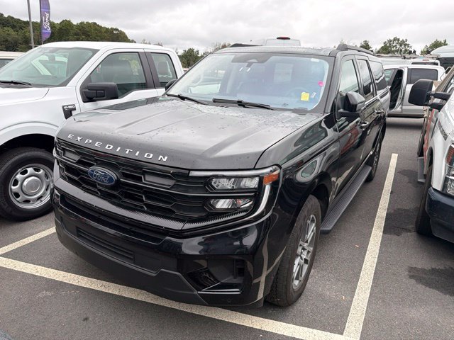 Certified 2025 Ford Expedition Max Active AWD/4WD image 1