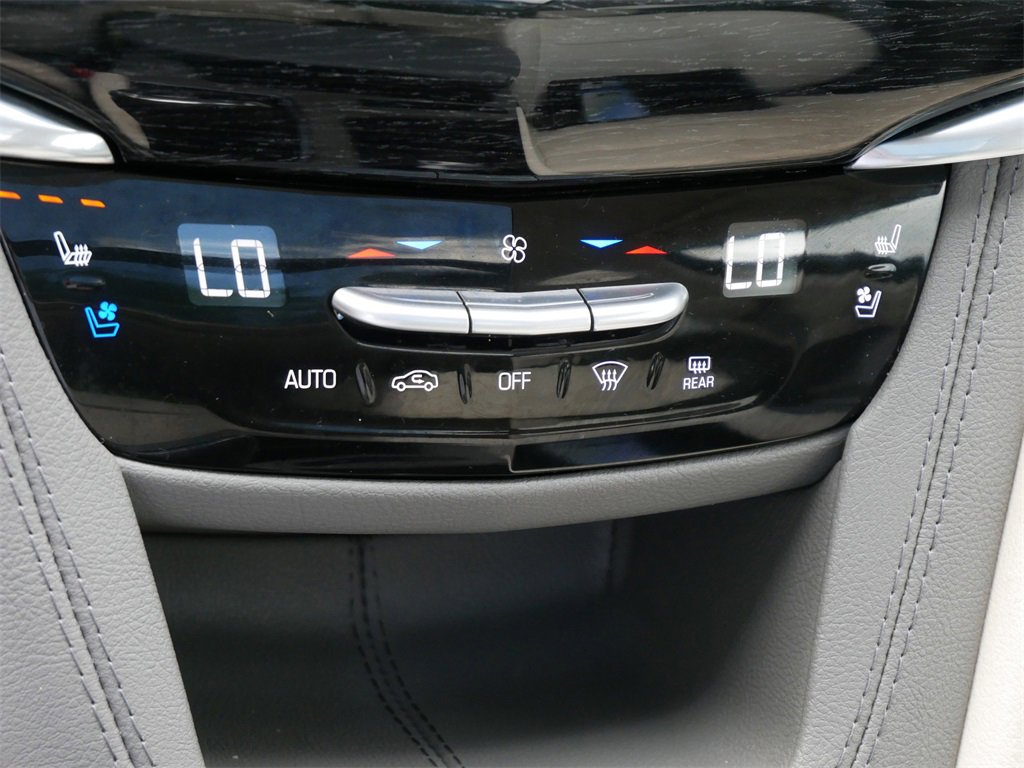 Used 2023 Cadillac XT6 Premium Luxury image 21