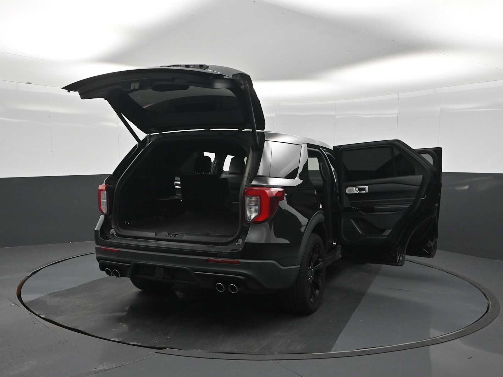 Certified 2021 Ford Explorer ST w/ Equipment Group 401A AWD/4WD image 34