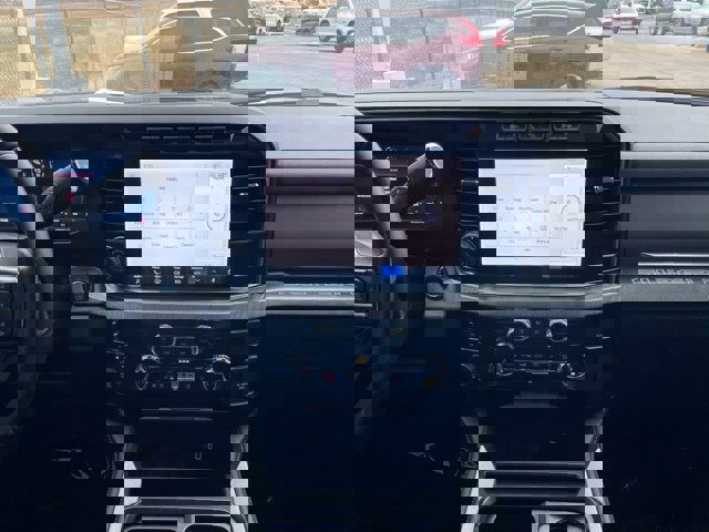 Certified 2024 Ford F250 Platinum image 11