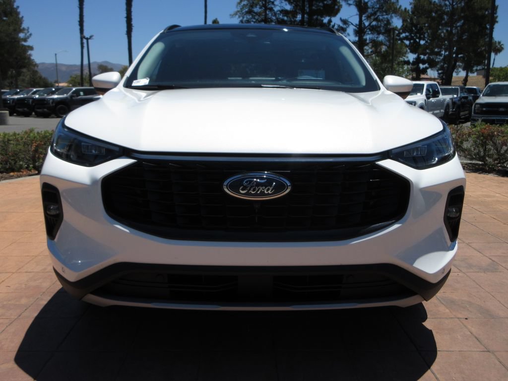 Certified 2024 Ford Escape SE w/ PHEV Premium Package FWD image 7