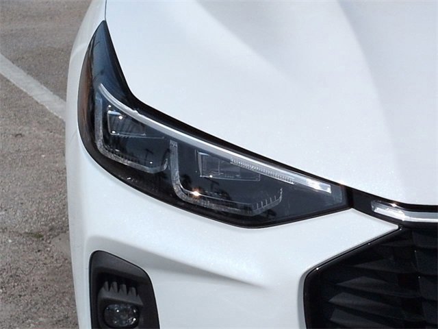 Certified 2025 Ford Escape Platinum w/ Premium Technology Package image 10