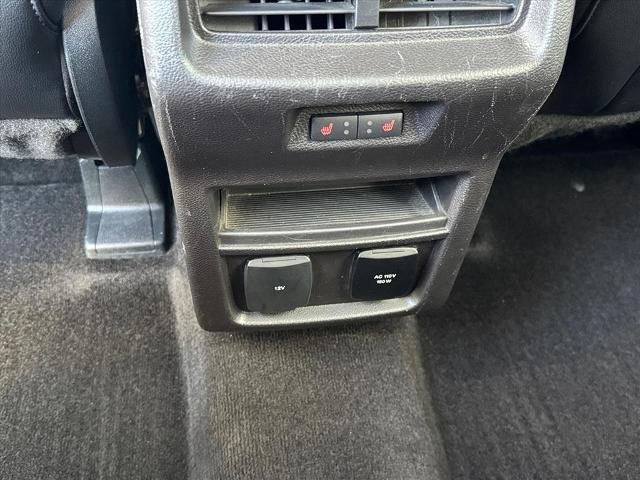 Certified 2018 Ford Edge Titanium w/ Canadian Touring Package image 11