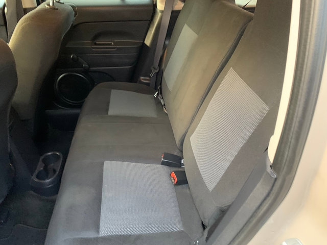 Used 2017 Jeep Patriot Sport FWD image 18