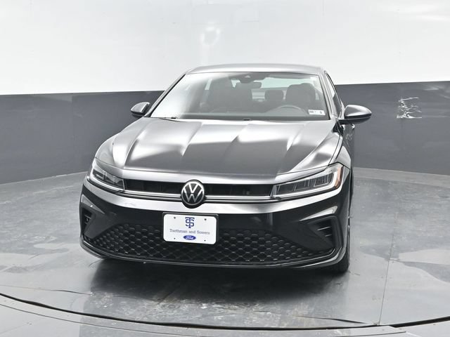 Used 2025 Volkswagen Jetta Sport FWD image 20