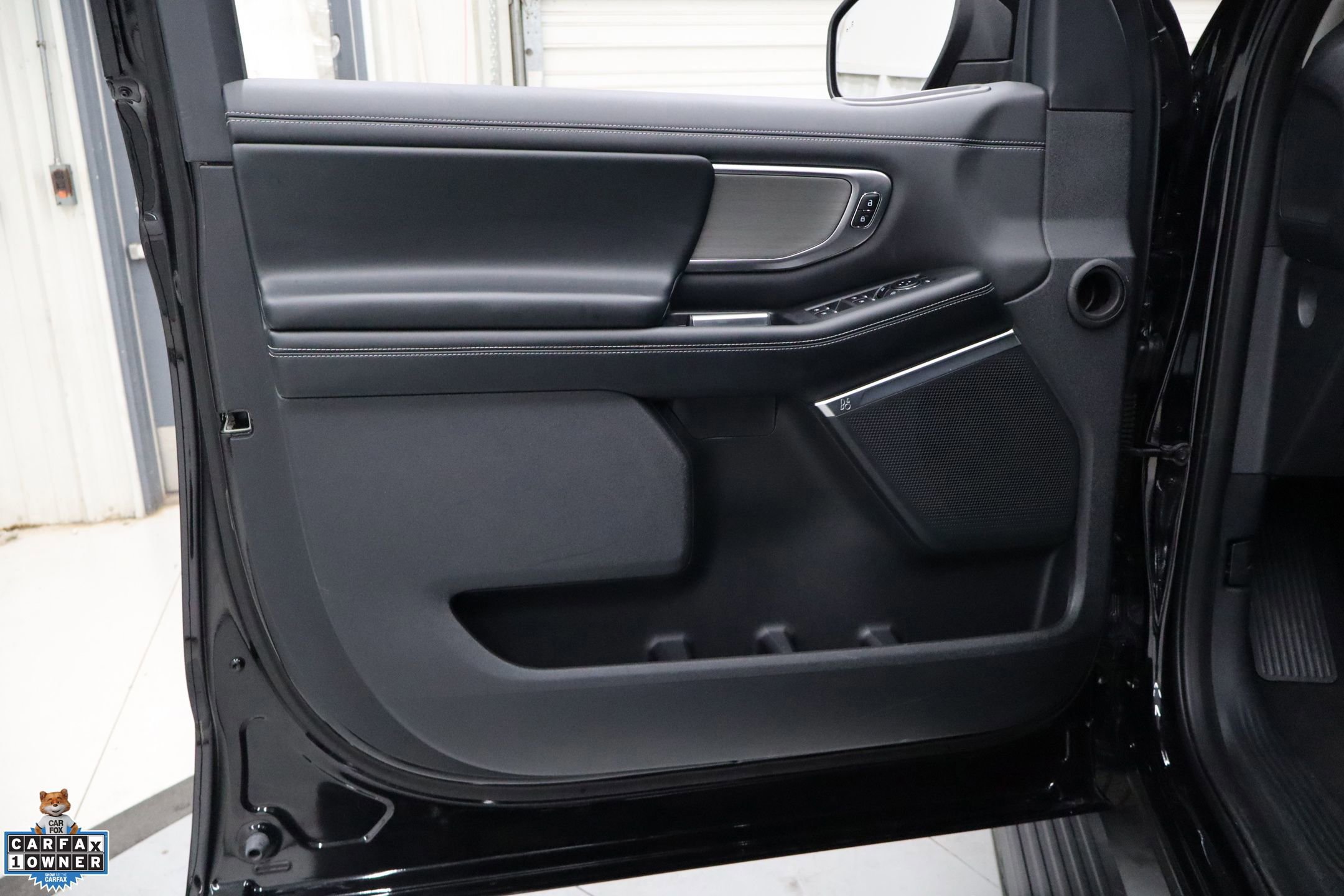 Certified 2025 Ford Expedition Platinum image 14