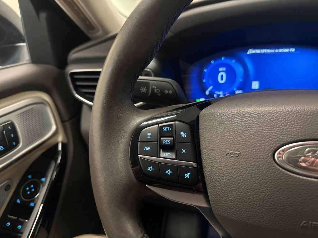 Certified 2024 Ford Explorer Platinum w/ Technology Package image 25