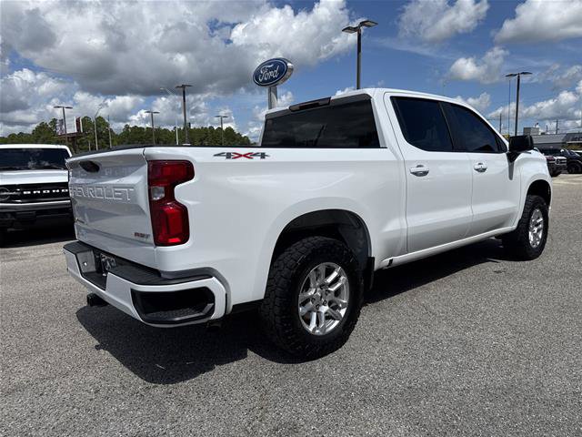 Used 2025 Chevrolet Silverado 1500 RST AWD/4WD image 3
