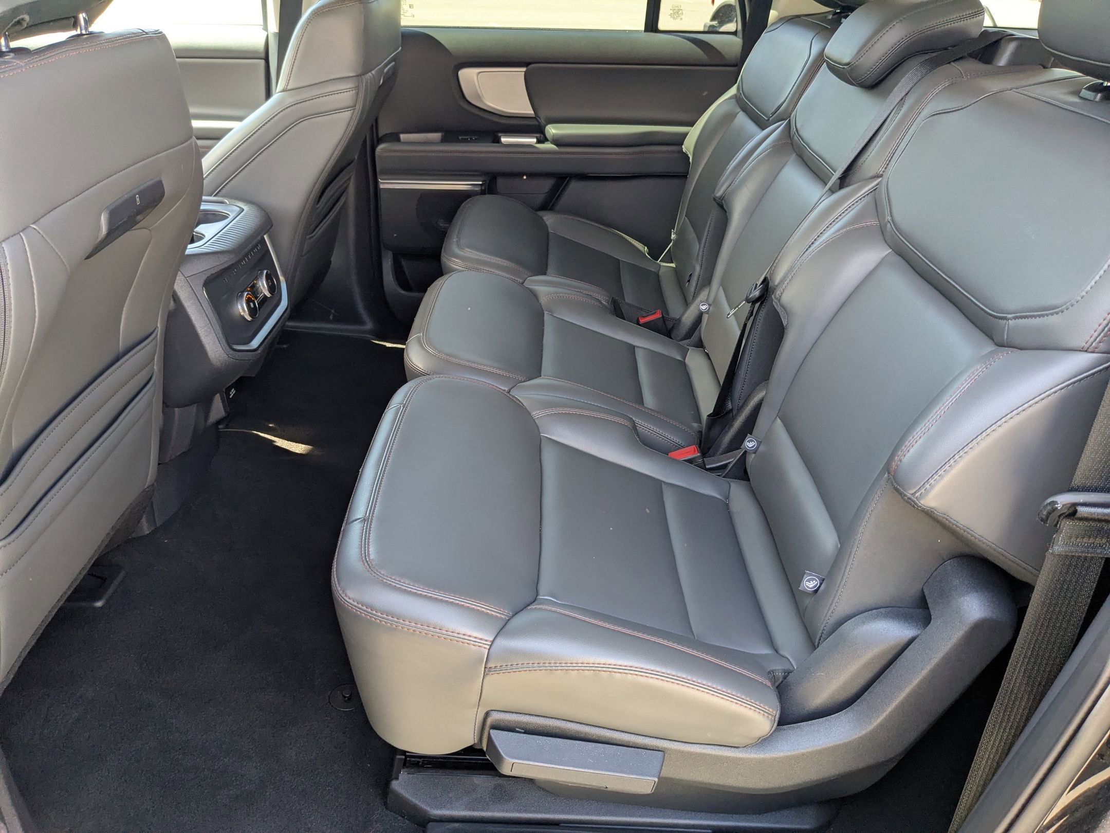 Certified 2025 Ford Expedition Max Active RWD image 30