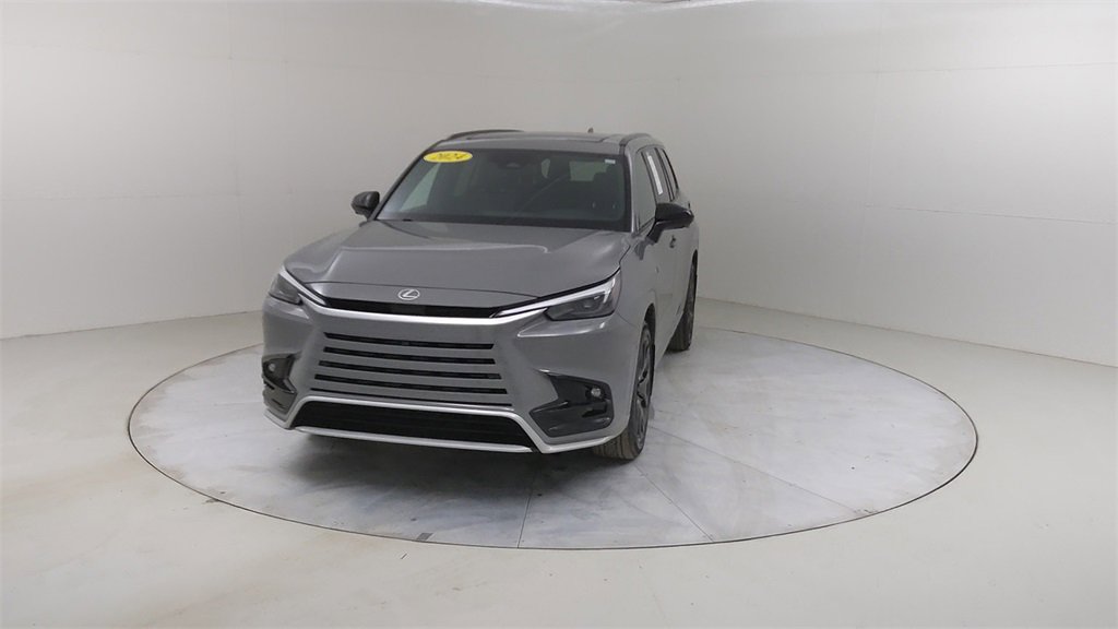 Used 2024 Lexus TX 500h AWD w/ Technology Package image 9