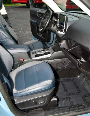 Certified 2022 Ford Bronco Sport Outer Banks w/ Tech Package AWD/4WD image 25
