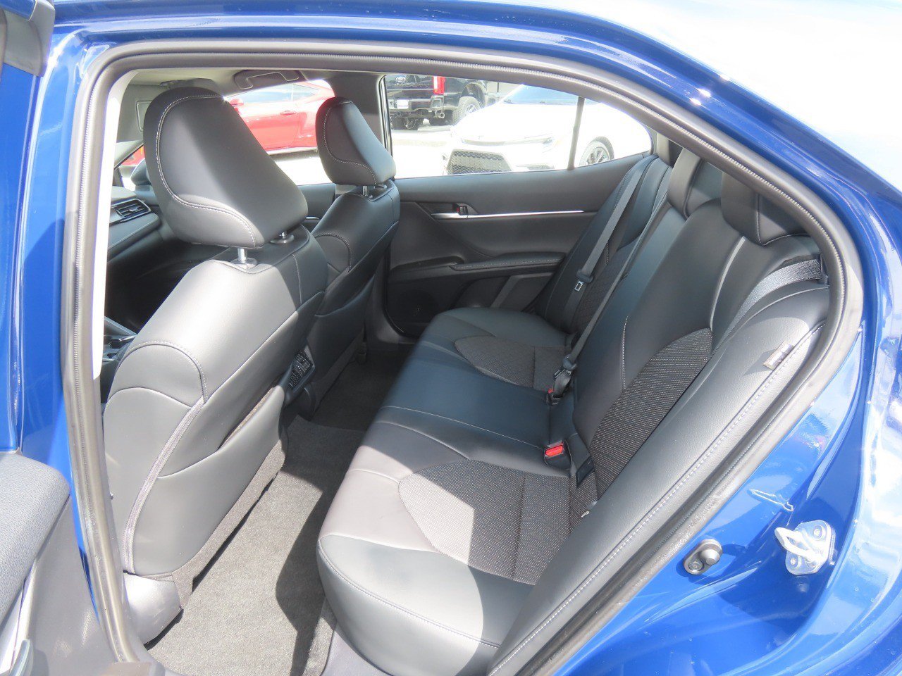 Used 2024 Toyota Camry XSE FWD image 17