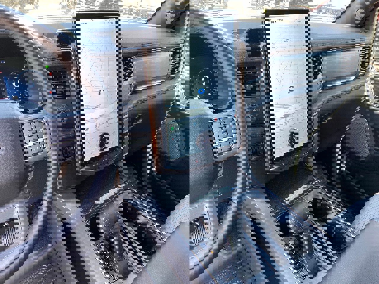 Certified 2025 Ford F150 Lightning Lariat image 27