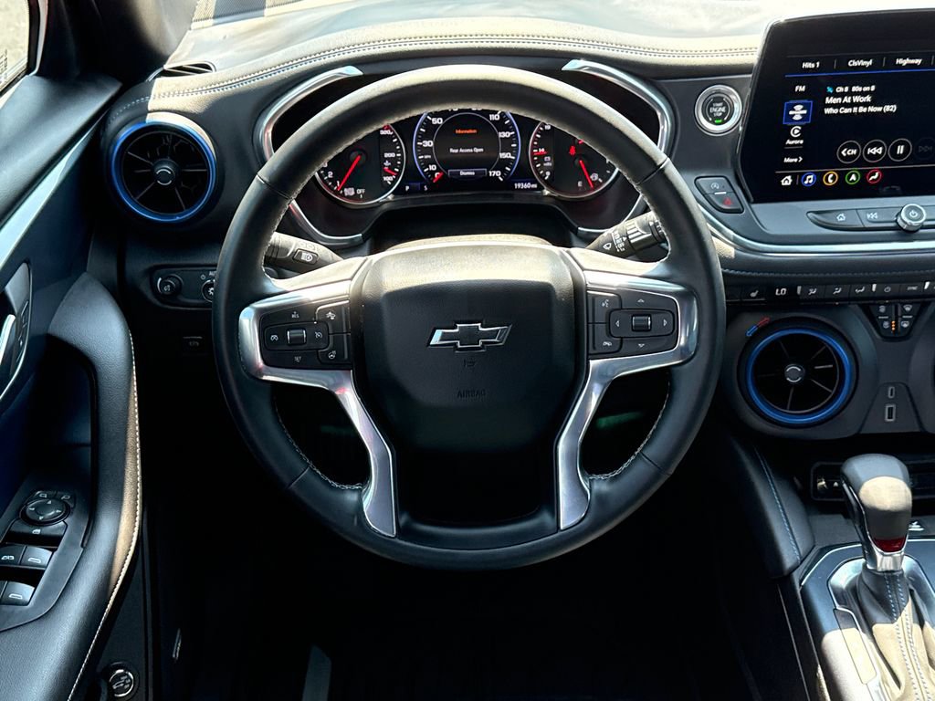 Used 2023 Chevrolet Blazer RS FWD image 24
