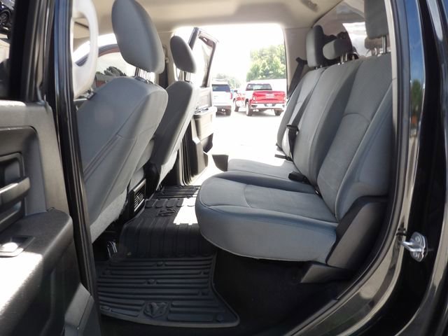 Used 2018 RAM 1500 Express w/ Black Ram 1500 Express Group RWD image 33