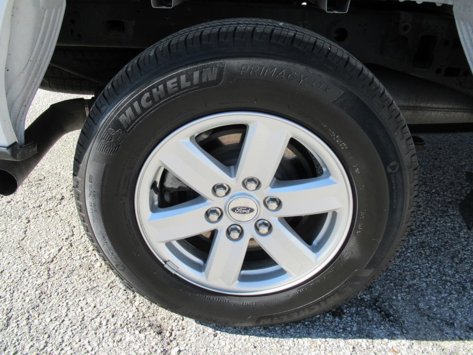 Certified 2022 Ford F150 XL w/ Equipment Group 101A High image 7