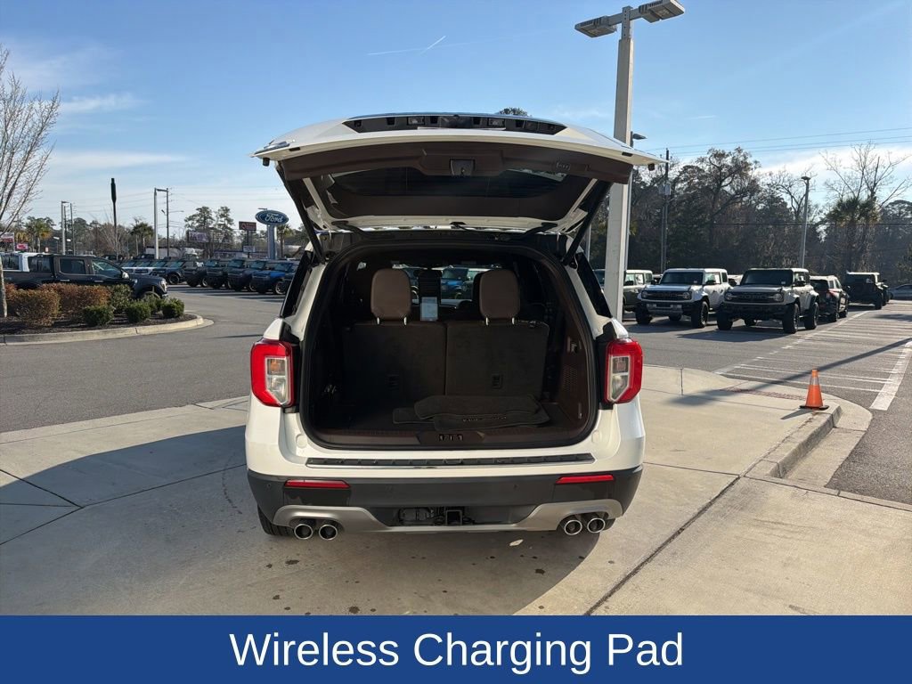 Certified 2023 Ford Explorer King Ranch w/ Technology Package image 9