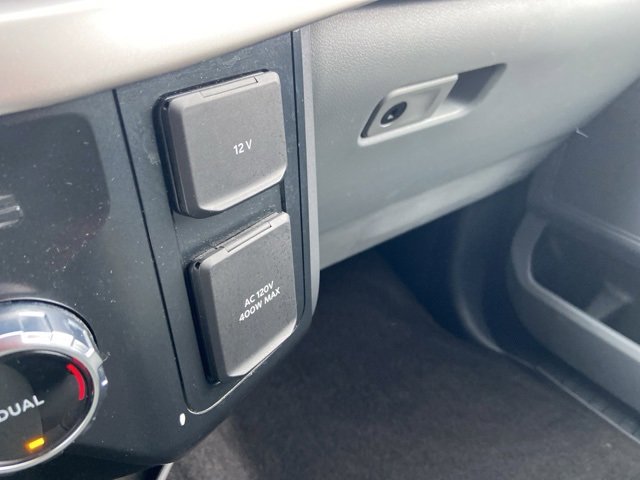 Certified 2022 Ford F150 XLT w/ Equipment Group 302A High image 22