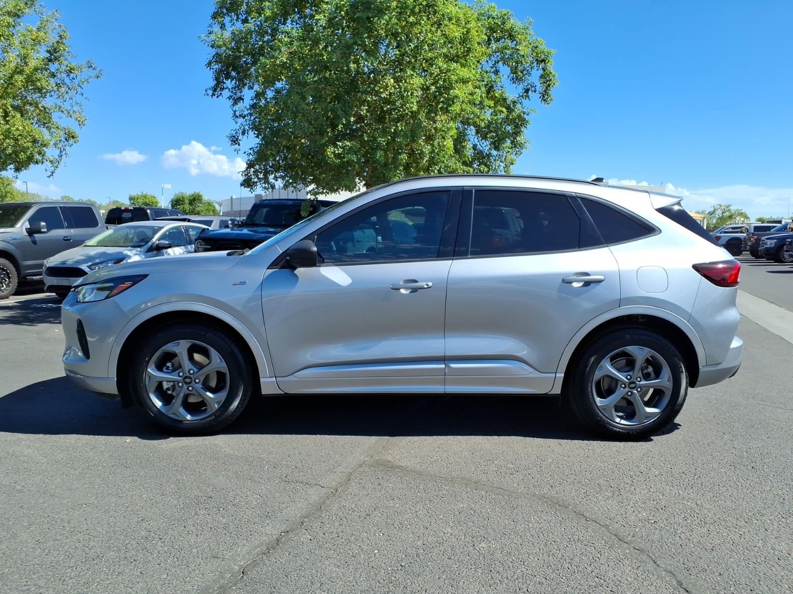 Certified 2024 Ford Escape ST-Line w/ Tech Pack #1 FWD image 7