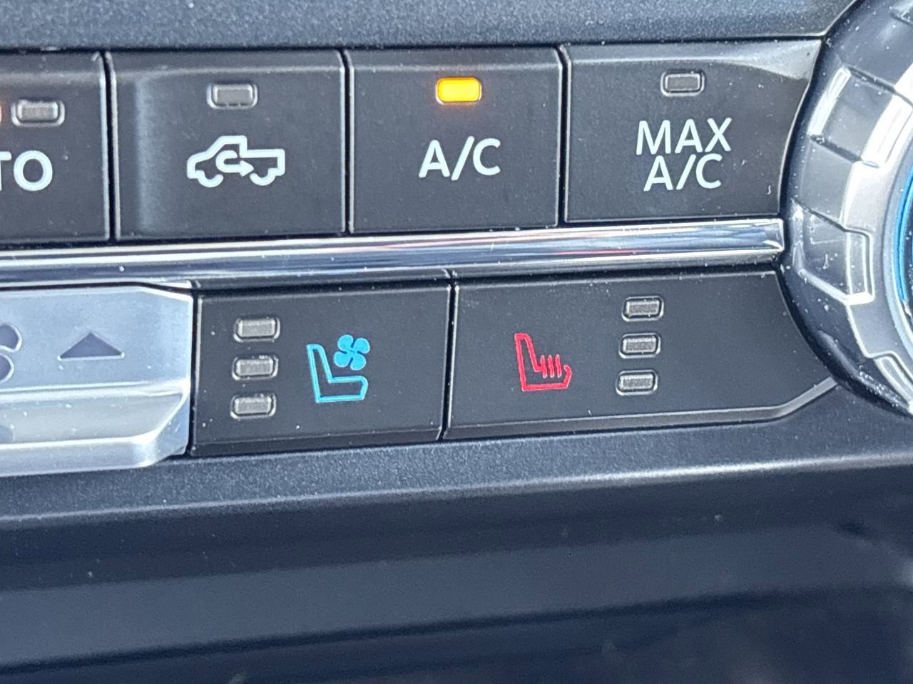 Certified 2023 Ford F150 Lariat w/ Equipment Group 502A High image 30