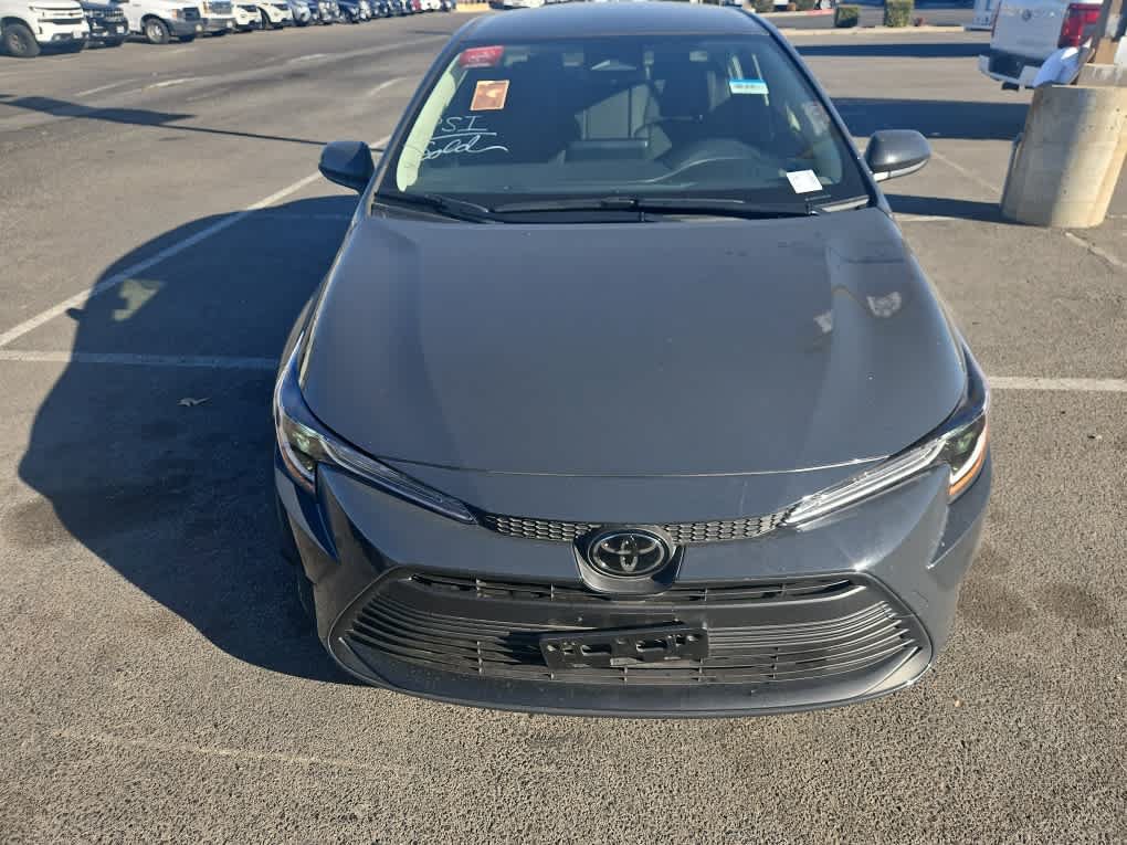 Used 2026 Toyota Corolla LE w/ LE Premium Package FWD image 2