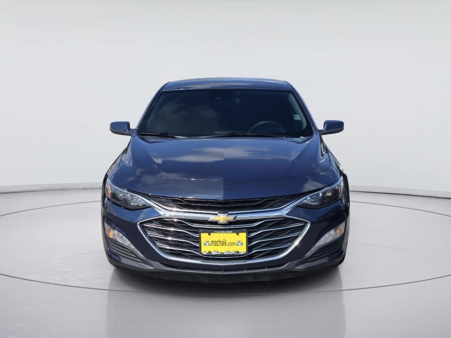 Used 2020 Chevrolet Malibu LT FWD image 2