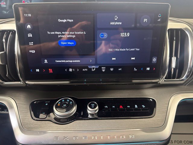 Certified 2026 Ford Expedition Max Platinum w/ Driver's Package AWD/4WD image 16