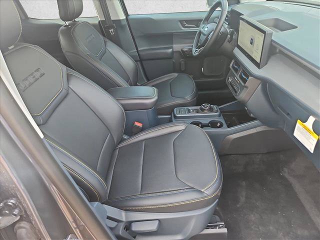 Certified 2025 Ford Maverick Lobo AWD/4WD image 19