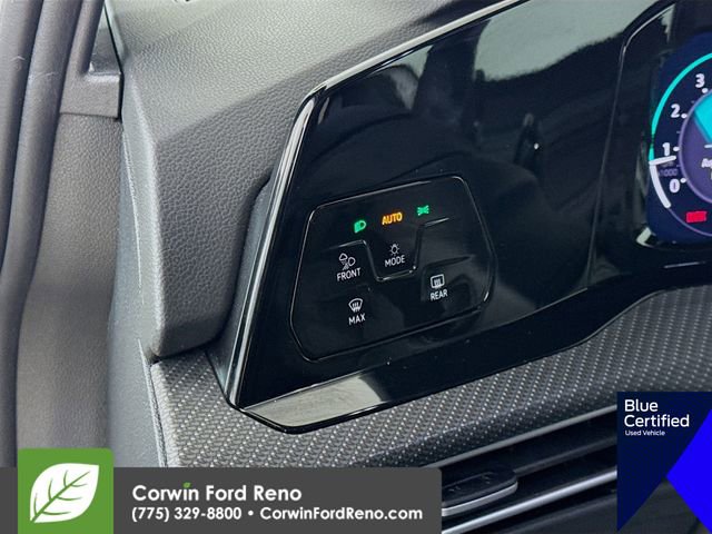 Used 2022 Volkswagen Golf R 2.0T image 13