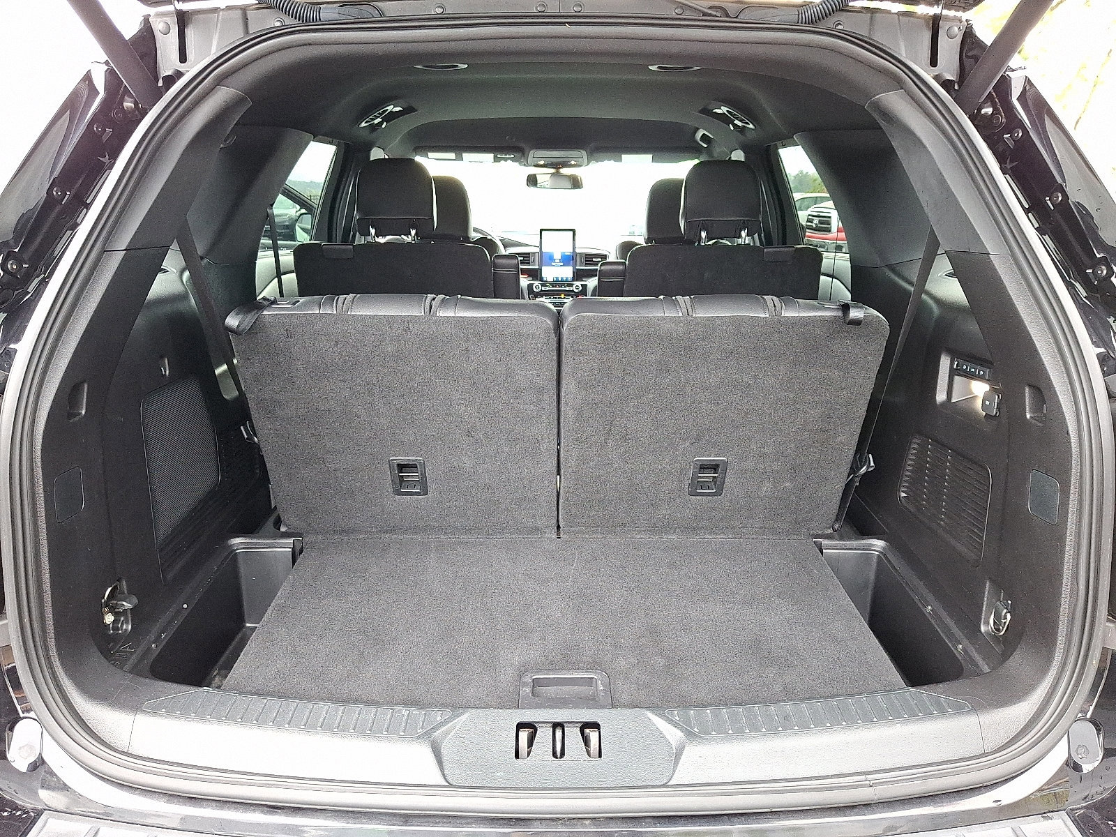 Certified 2021 Ford Explorer ST w/ Equipment Group 401A image 29