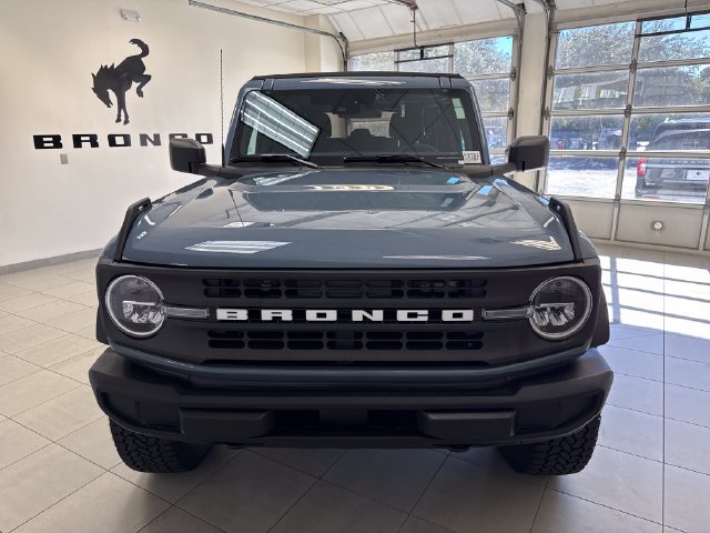 Certified 2025 Ford Bronco 4-Door w/ Sasquatch Package AWD/4WD image 3