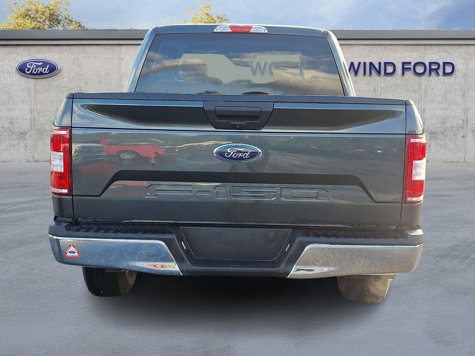 Certified 2018 Ford F150 XLT image 3