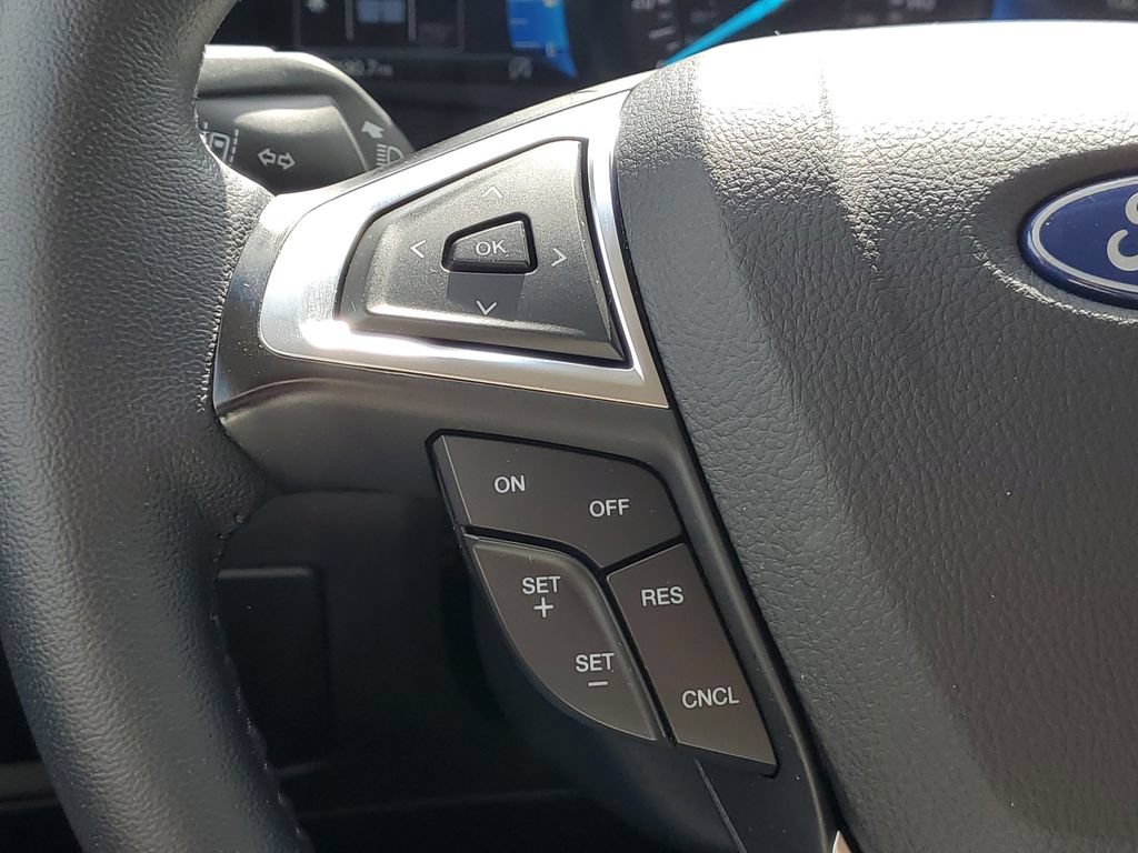 Certified 2024 Ford Edge Titanium AWD/4WD image 25