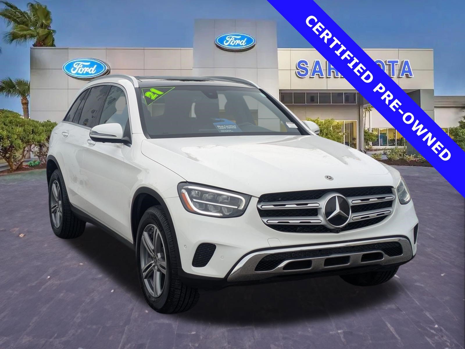 Used 2021 Mercedes-Benz GLC 300 4MATIC image 1
