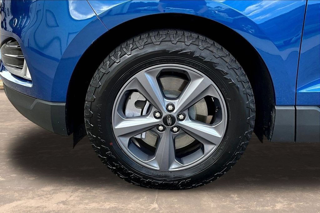 Certified 2024 Ford Edge SEL w/ Sport Appearance Package AWD/4WD image 35