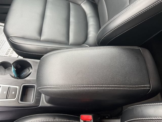 Certified 2023 Ford Escape Platinum AWD/4WD image 20