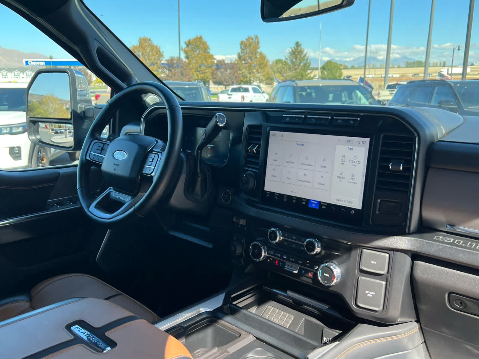 Certified 2024 Ford F450 Platinum w/ FX4 Off-Road Package AWD/4WD image 16