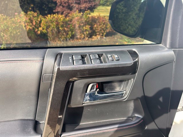 Used 2020 Toyota 4Runner TRD Off-Road Premium w/ Moonroof Package AWD/4WD image 16
