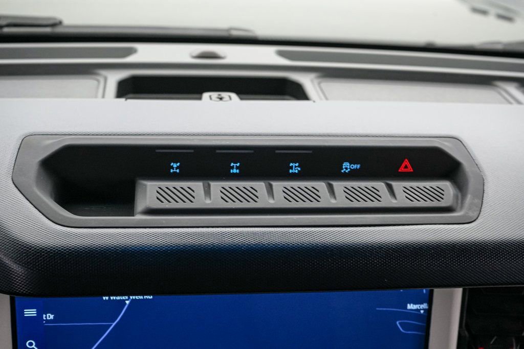 Certified 2024 Ford Bronco Heritage Edition image 20