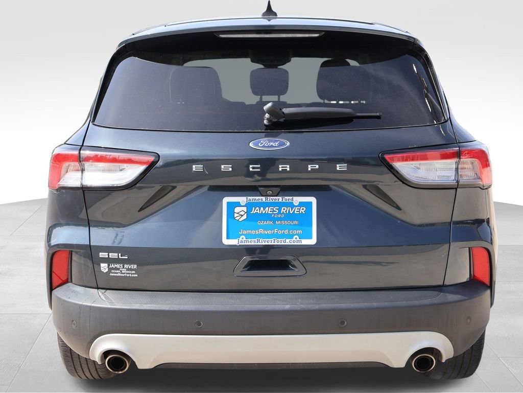 Certified 2022 Ford Escape SEL FWD image 4