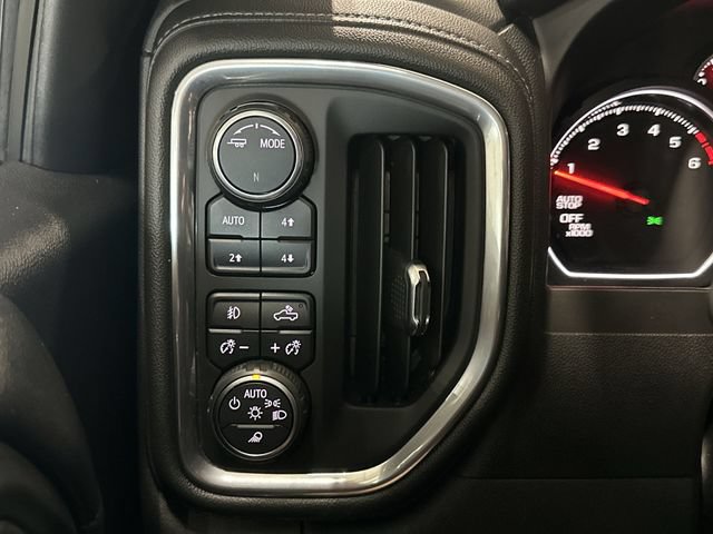 Used 2021 Chevrolet Silverado 1500 LTZ AWD/4WD image 27