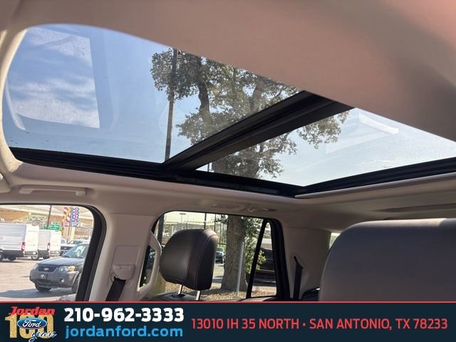 Certified 2025 Ford Expedition Max Platinum AWD/4WD image 32