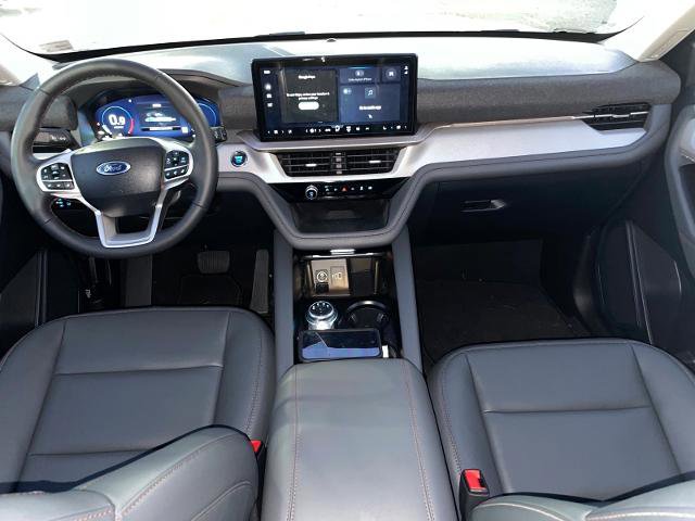 Certified 2025 Ford Explorer Active w/ Active Comfort Package image 18
