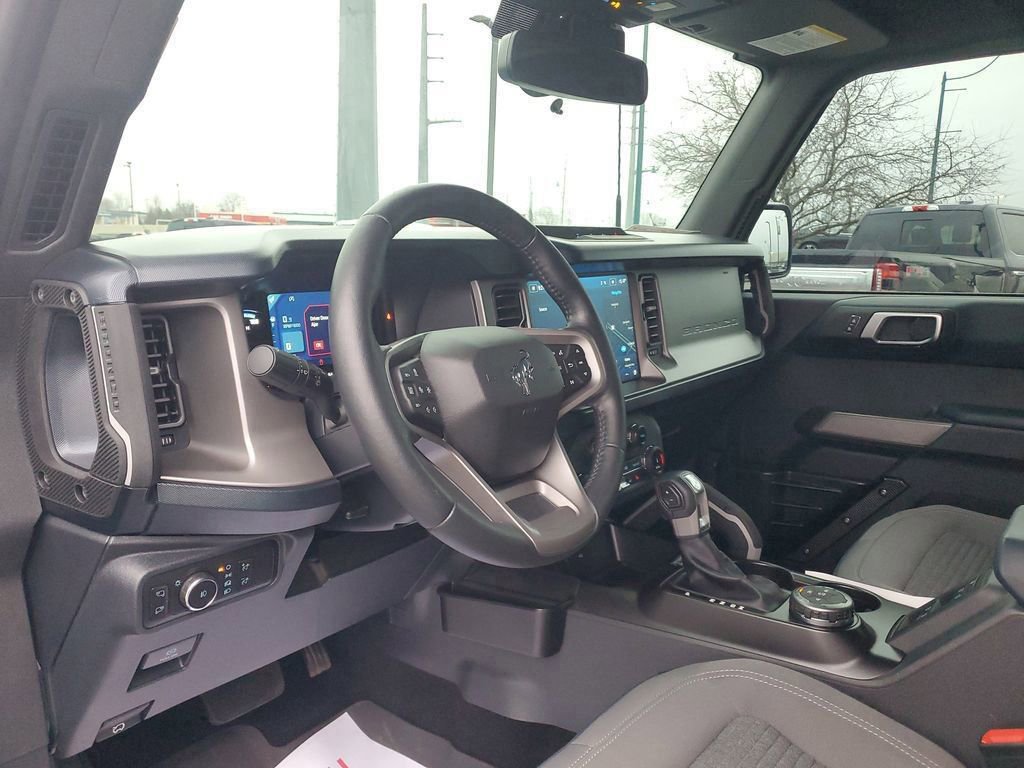 Certified 2022 Ford Bronco Outer Banks image 16